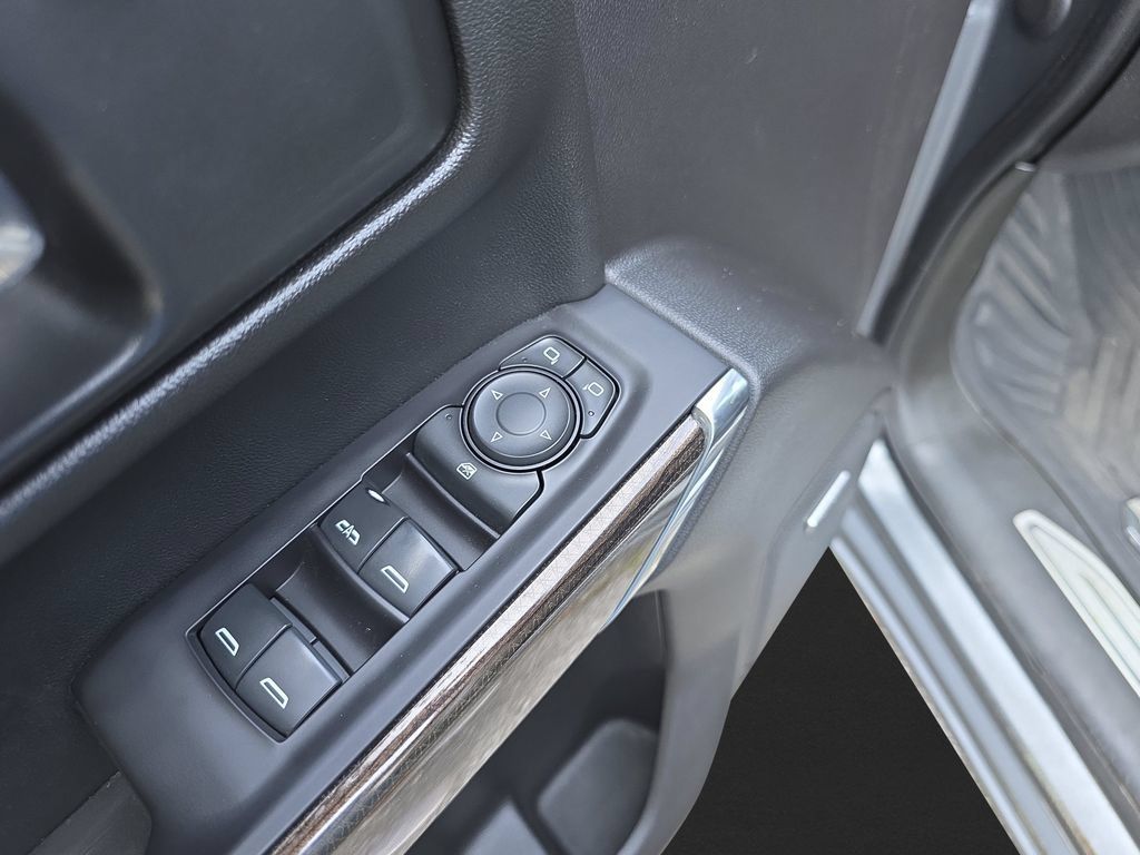 Used 2021 Chevrolet Silverado 1500 RST AWD/4WD image 18