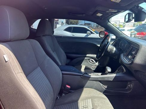 Used 2021 Dodge Challenger SXT RWD image 13