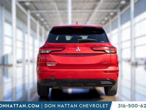 Used 2024 Mitsubishi Outlander SE image 23