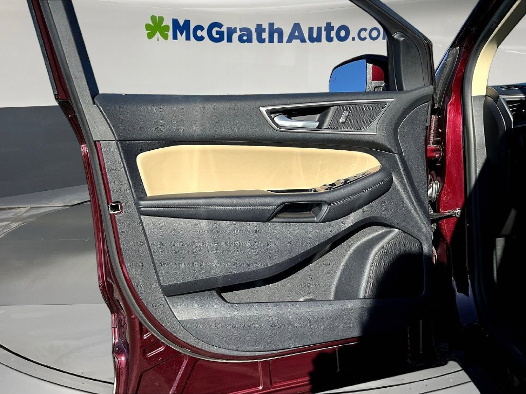 Used 2020 Ford Edge SEL w/ Convenience Package FWD image 24