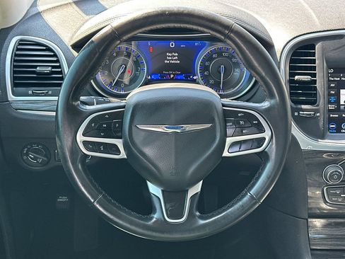 Used 2022 Chrysler 300 Touring L RWD image 24