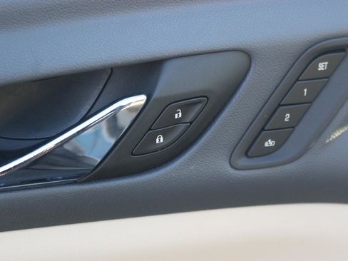 Used 2021 GMC Acadia Denali w/ Denali Technology Package image 14