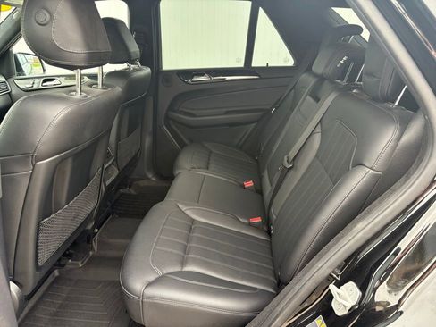 Used 2016 Mercedes-Benz GLE 350 4MATIC w/ Premium Package image 12