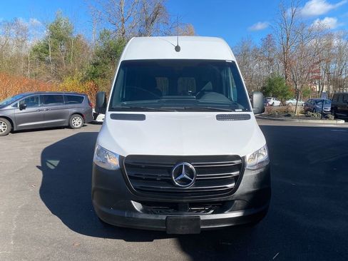 Used 2021 Mercedes-Benz Sprinter 2500 w/ Driver Convenience Package image 3
