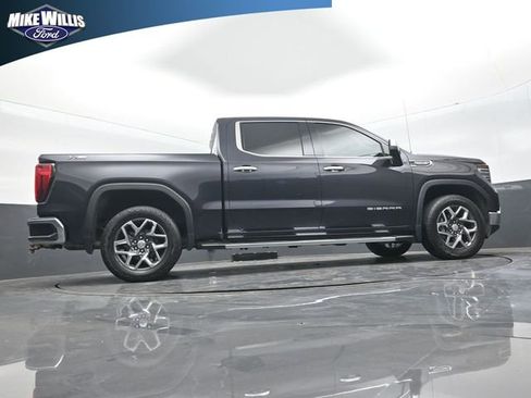 Used 2023 GMC Sierra 1500 SLT w/ SLT Premium Package image 24