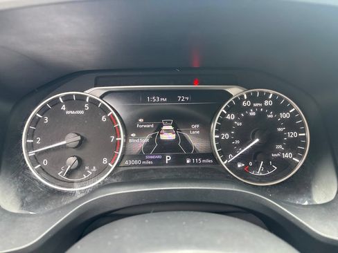 Used 2024 Nissan Rogue S FWD image 10