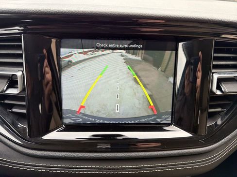 Used 2021 Dodge Durango SXT image 31