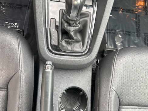 Used 2016 Volkswagen Jetta SEL image 14