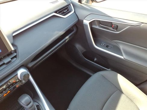 Certified 2025 Toyota RAV4 LE image 26