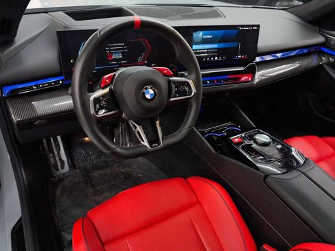 Used 2025 BMW M5 w/ Executive Package AWD/4WD image 17