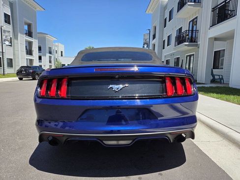 Used 2015 Ford Mustang Premium RWD image 13