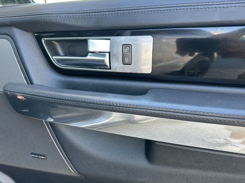 Used 2011 Land Rover Range Rover Sport Supercharged image 20