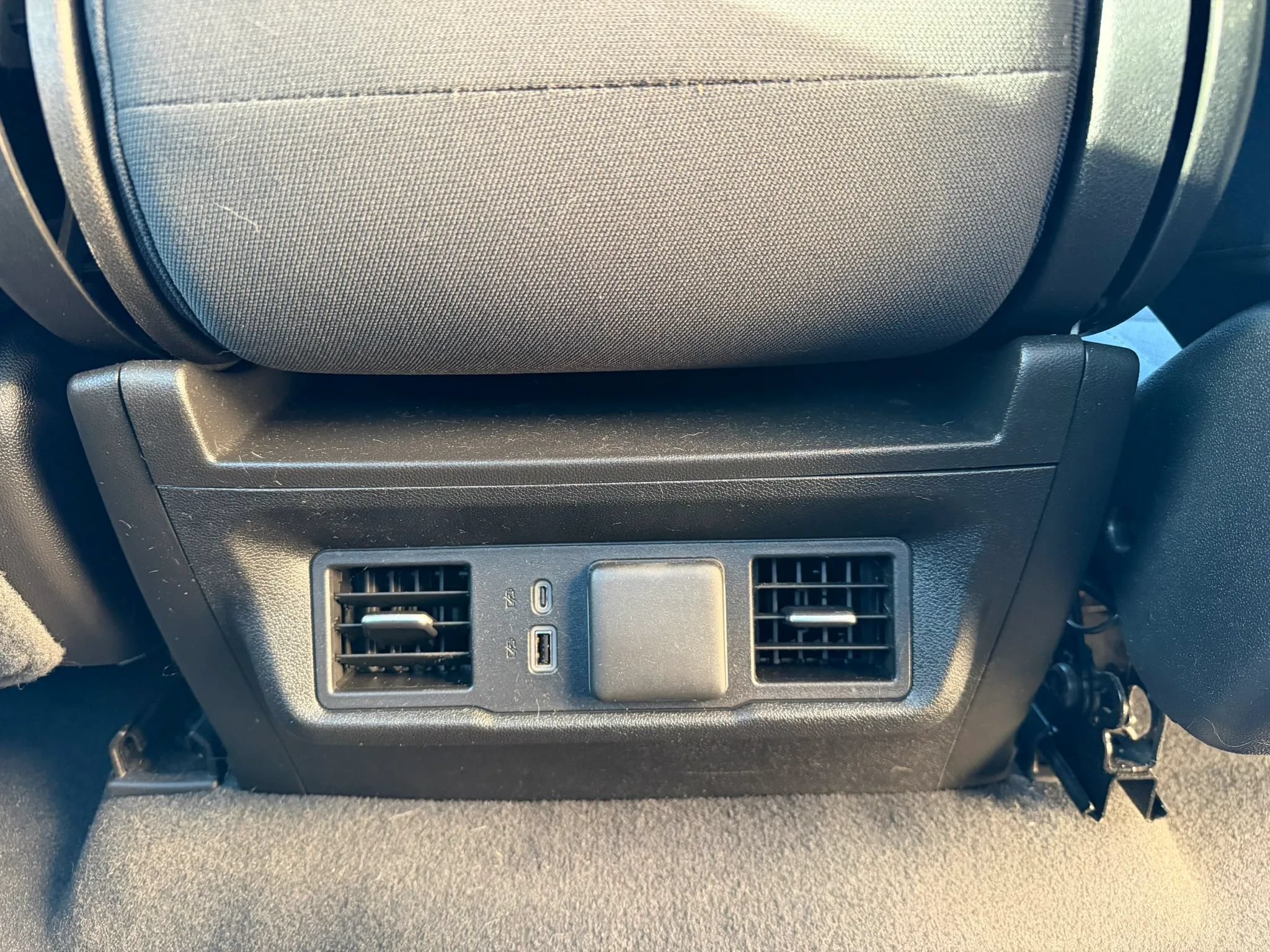 Used 2023 Chevrolet Silverado 1500 LT AWD/4WD image 9