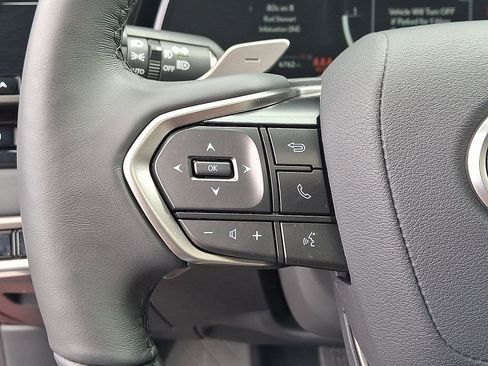 Used 2025 Lexus RX 350 Premium w/ Accessory Package AWD/4WD image 23