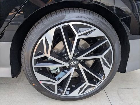 New 2025 Hyundai Ioniq 6 SEL image 25