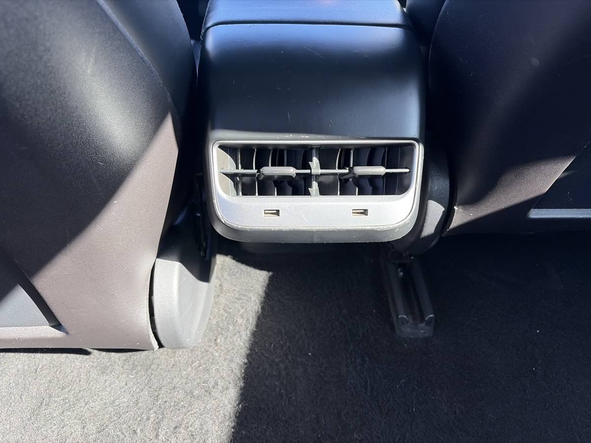 Used 2019 Tesla Model 3 Standard Range Plus RWD image 11