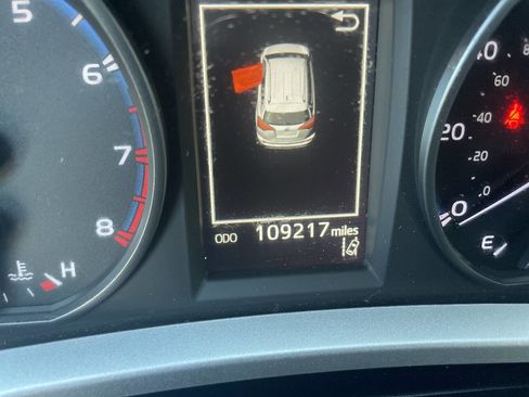 Used 2018 Toyota RAV4 LE w/ All Weather Liner Package image 14