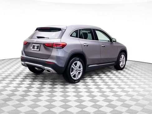 Used 2023 Mercedes-Benz GLA 250 4MATIC w/ Premium Package image 5