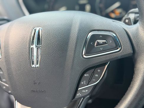 Used 2018 Lincoln MKX Premiere AWD/4WD image 24