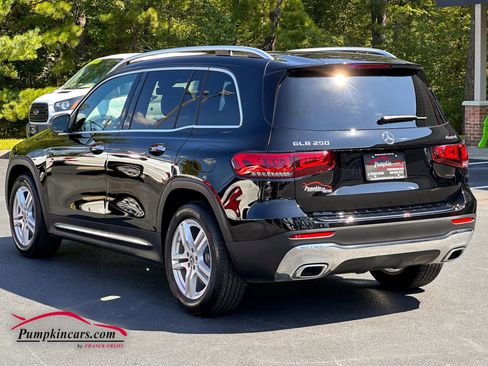 Used 2022 Mercedes-Benz GLB 250 4MATIC image 38