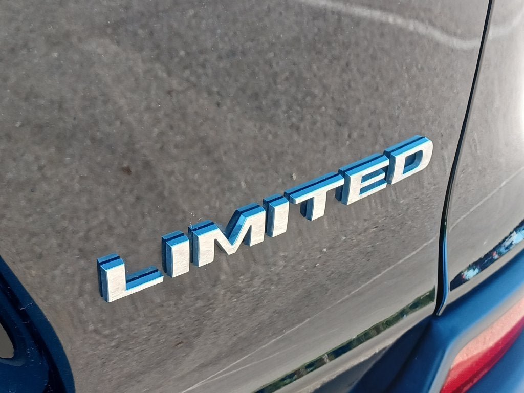 Used 2019 Jeep Cherokee Limited AWD/4WD image 32