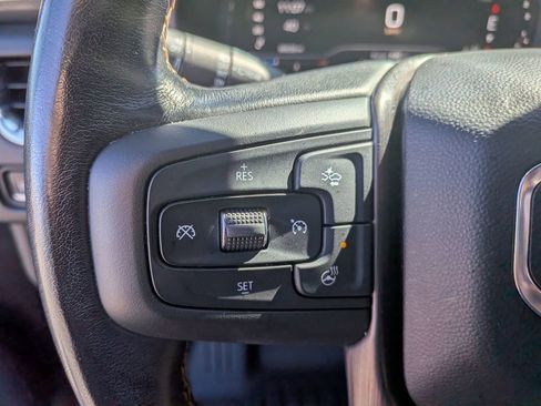 Used 2022 GMC Yukon AT4 w/ Technology Package image 17