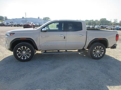 New 2026 GMC Canyon Denali AWD/4WD image 9