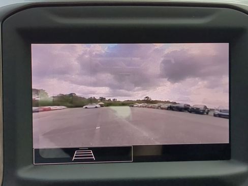 Used 2025 GMC Sierra 3500 Pro w/ Convenience Package image 4