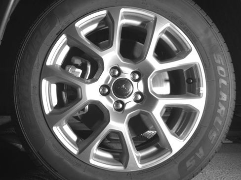 Used 2025 Jeep Compass Limited image 12