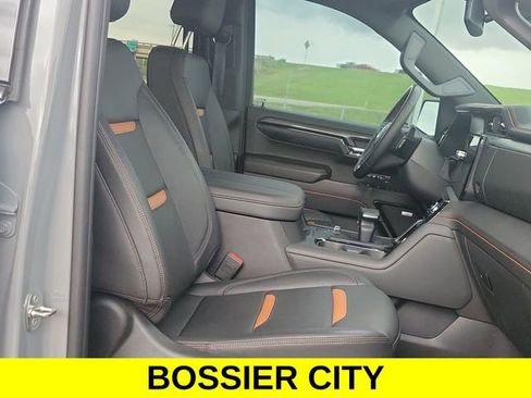 Certified 2024 GMC Sierra 1500 AT4 w/ AT4 Premium Package AWD/4WD image 28