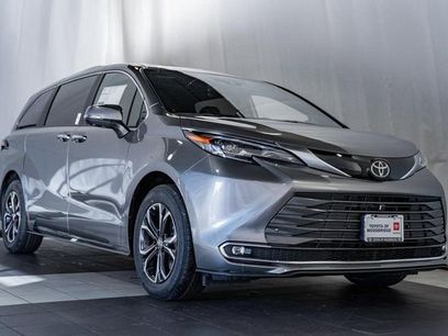 New 2026 Toyota Sienna Platinum