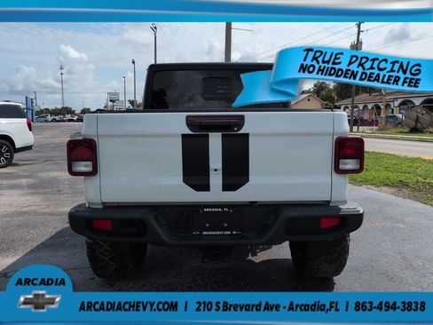 Used 2022 Jeep Gladiator Sport AWD/4WD image 5