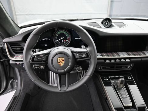 Certified 2025 Porsche 911 Turbo AWD/4WD image 19