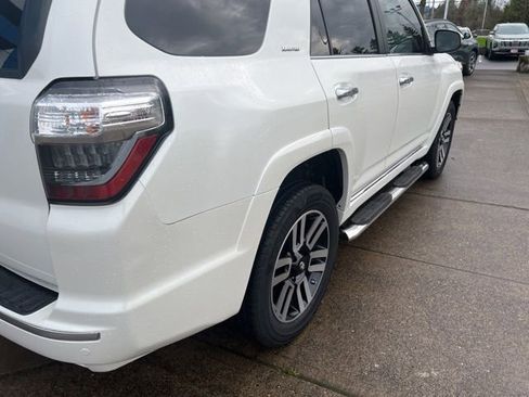 Used 2018 Toyota 4Runner Limited image 8