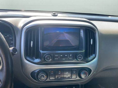 Used 2015 Chevrolet Colorado LT RWD image 13