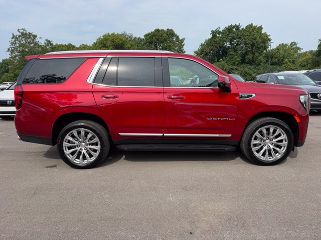 Used 2024 GMC Yukon Denali AWD/4WD image 8