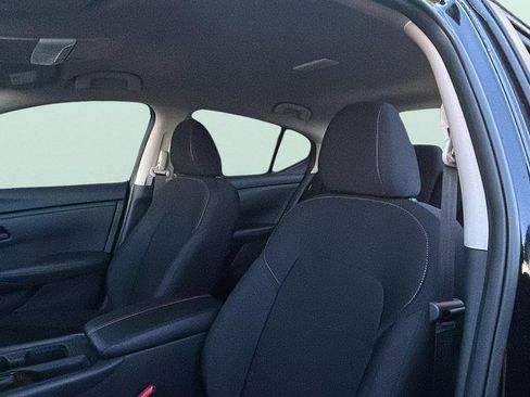 Used 2025 Nissan Sentra S image 22