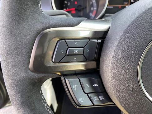 Used 2016 Ford Mustang Shelby GT350 w/ Technology Package image 21