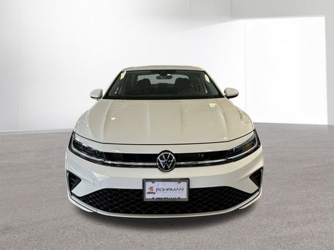 Used 2025 Volkswagen Jetta S image 23