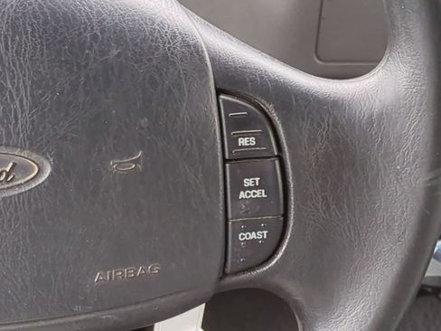 Used 2000 Ford F250 XLT RWD image 23