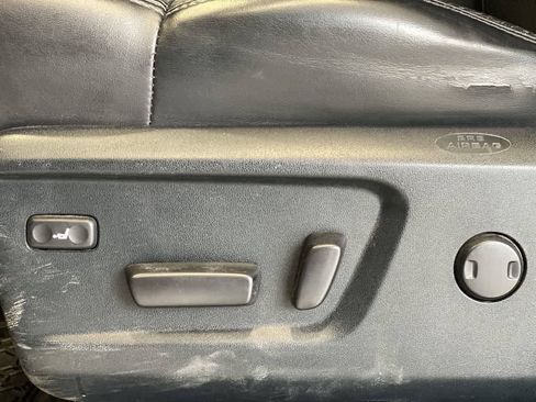 Used 2018 Toyota Tundra Platinum AWD/4WD image 15