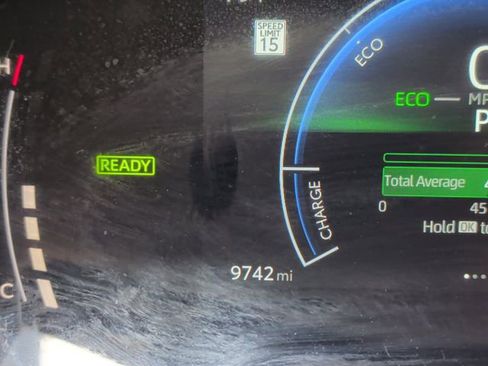 Used 2025 Toyota Camry LE FWD image 22
