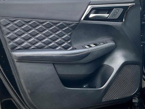 Used 2022 Mitsubishi Outlander SEL image 23