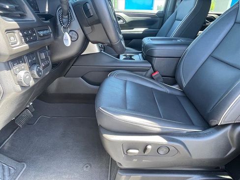 Used 2023 Chevrolet Tahoe Premier w/ Advanced Technology Package AWD/4WD image 21