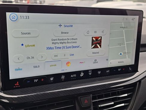 Used 2024 Ford Escape ST-Line w/ Tech Pack #1 image 28