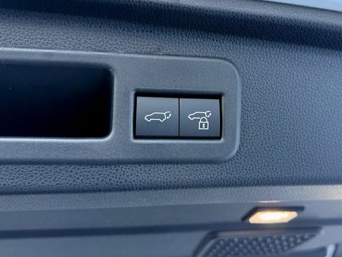 Used 2025 Toyota 4Runner Trailhunter image 18