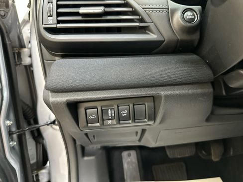 Used 2024 Subaru Outback Premium AWD/4WD image 22