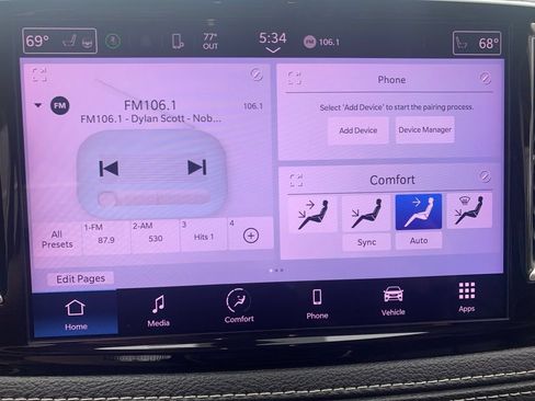 Used 2023 Chrysler Pacifica Touring-L FWD image 22