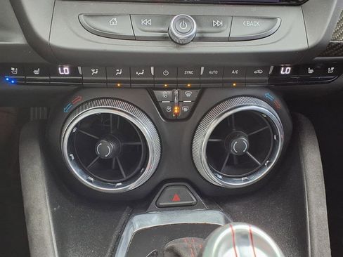 Used 2019 Chevrolet Camaro ZL1 image 17