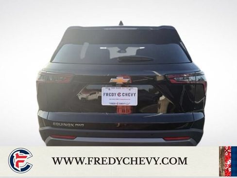 Used 2026 Chevrolet Equinox LT w/ Convenience Package II AWD/4WD image 6